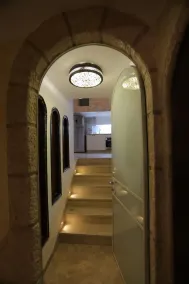 Western Wall Luxury House - Avraham - Interior entrance