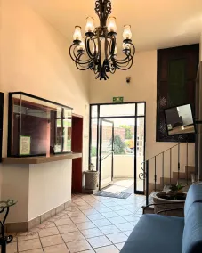Hotel Arboledas Industrial - Recepción