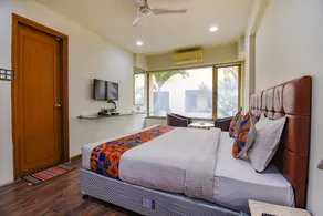 FabHotel SR Wakad - Nr Mall of Millenium - Room