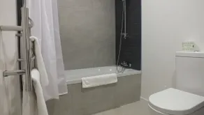 Abbey Motor Lodge - Baño