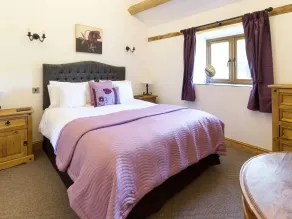 Little Cow House - Room