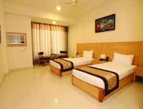Wingston A TreeHouse Hotel, Goverdhan - Zimmer