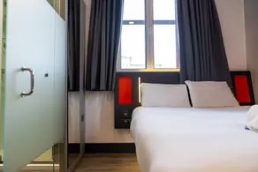 easyHotel Cardiff - Habitación