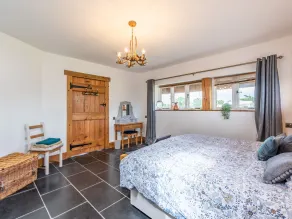 The Lodge - Room