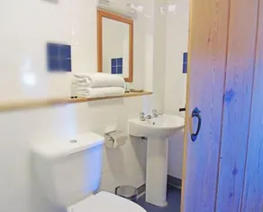 The Falcon At Hatton - Bathroom