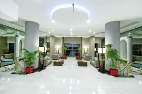 Korumar Hotel Deluxe - Lobby