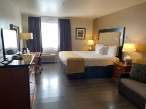 Toppenish Inn and Suites - Zimmer