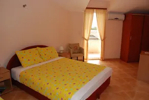 Regina - Room