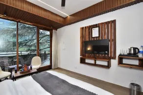 LA Riqueza Koala Inn Mcleod Ganj # Close to Mall Road # Newly Built # Mountain View Rooms with Balcony #Big Parking # Lift - Zimmer