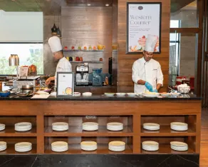 Hyatt Raipur - Restaurant
