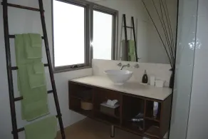 Bellbrae Harvest - Bathroom