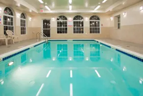 Holiday Inn Express Prince Frederick by IHG - Basseng