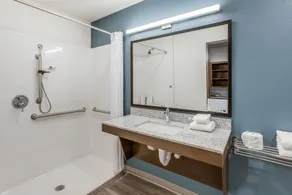 WoodSpring Suites Smyrna-La Vergne - Salle de bain