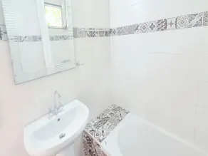 Spacious Room in Creta for 3 people, with Ac, Swimming Pool and Nature - Bad