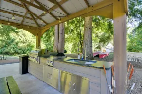 Luxe Home & Glamping w/ Pond in Oregon City! - Interiør