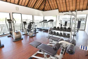 Golden Palm Tree Sepang - Sala de fitness