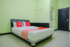 OYO Life 2508 Alba Suites Homestay Syariah - Room