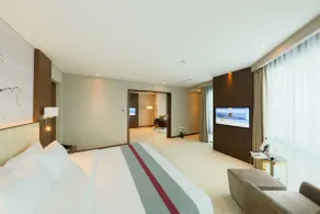 Grand Vista Hanoi - Room