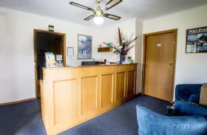 Sportslander Motor Inn - Check-in/check-out kiosk