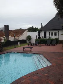 Forest Hall Guest House - Pool