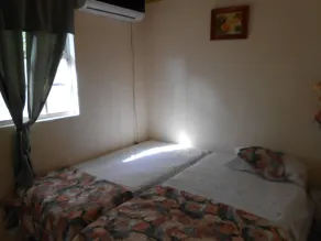 JO J'S Hostel - Zimmer