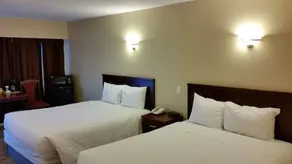 Comox Valley Inn & Suites - Chambre
