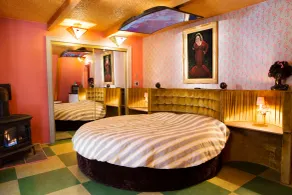 Hicksville Pines Chalets & Motel - Chambre