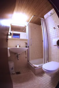 Hotel St. Georg - Bathroom