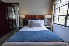 FlowSuites Polanco - Room