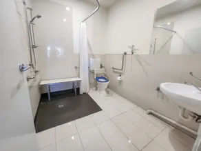 Exodus Dandenong Apartment Hotel - Bathroom