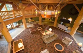 Sunstone Lodge by 101 Great Escapes - Siddeområde i lobbyen