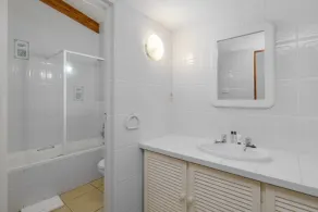 San Lameer Villa 1902 - 2 Bedroom Standard - 4 pax - San Lameer Rental Agency - Salle de bain
