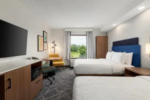 Hampton Inn Farmville, VA - Room