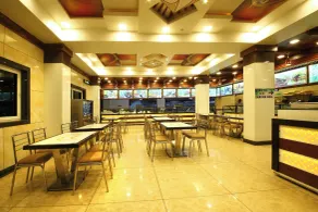 Hotel O Royal Stay - Restaurante