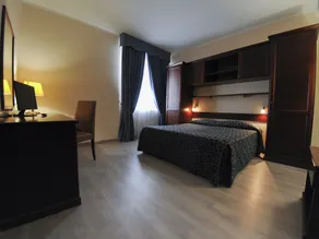 Hotel Mediterraneo - Chambre