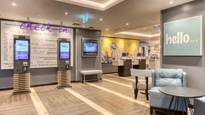 Premier Inn London Waterloo - Lambeth Road - Resepsjon