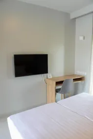 Comfort Suites & Rooms - Room