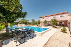Villa Rosea Domus ZadarVillas - Piscina