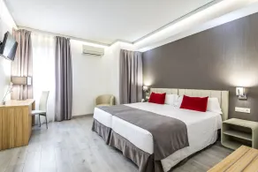 Sweet Hotel Renasa - Room