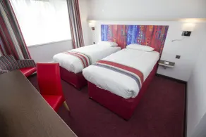 Ramada Milton Keynes - Room