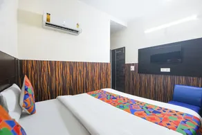 FabHotel Red Ark Inn - Room
