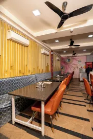 Hotel Sawamani and Restaurant - Restaurante