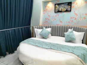 Hotel Paris Plaza - Room