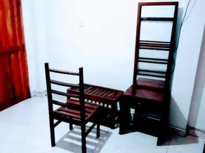 Black And White Kandy Guest House  - Camera