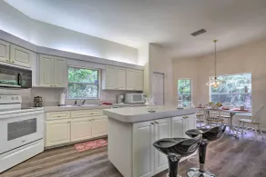 Luxe Home in Lecanto with Pool - Interior
