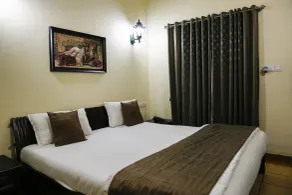 The Colonial Manek Manor - Room