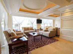 The Business Hotel By Seafront  - Reception