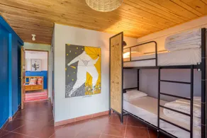 Selina Huaraz - Room