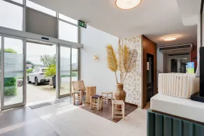 Sure Hotel by Best Western Valence Nord-Restaurant - Réception