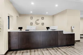 Comfort Inn & Suites Grenada - Lobby